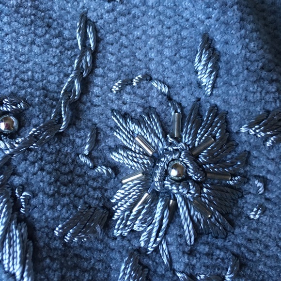 Sweater - Picture 2 of 8